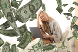 🧑‍💻 Emprendimiento Digital: Cómo Formarte para Ganar Dinero Cómodamente Desde Casa (Sin Caer en Promesas Vacías)